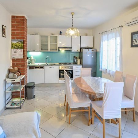Apartment Ana - Brc100 By Interhome Supetar Zewnętrze zdjęcie