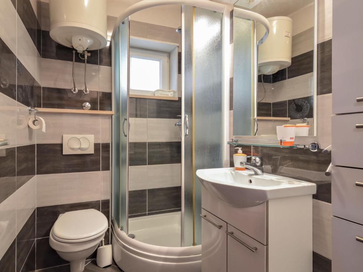 Apartment Ana - Brc100 By Interhome Supetar Zewnętrze zdjęcie