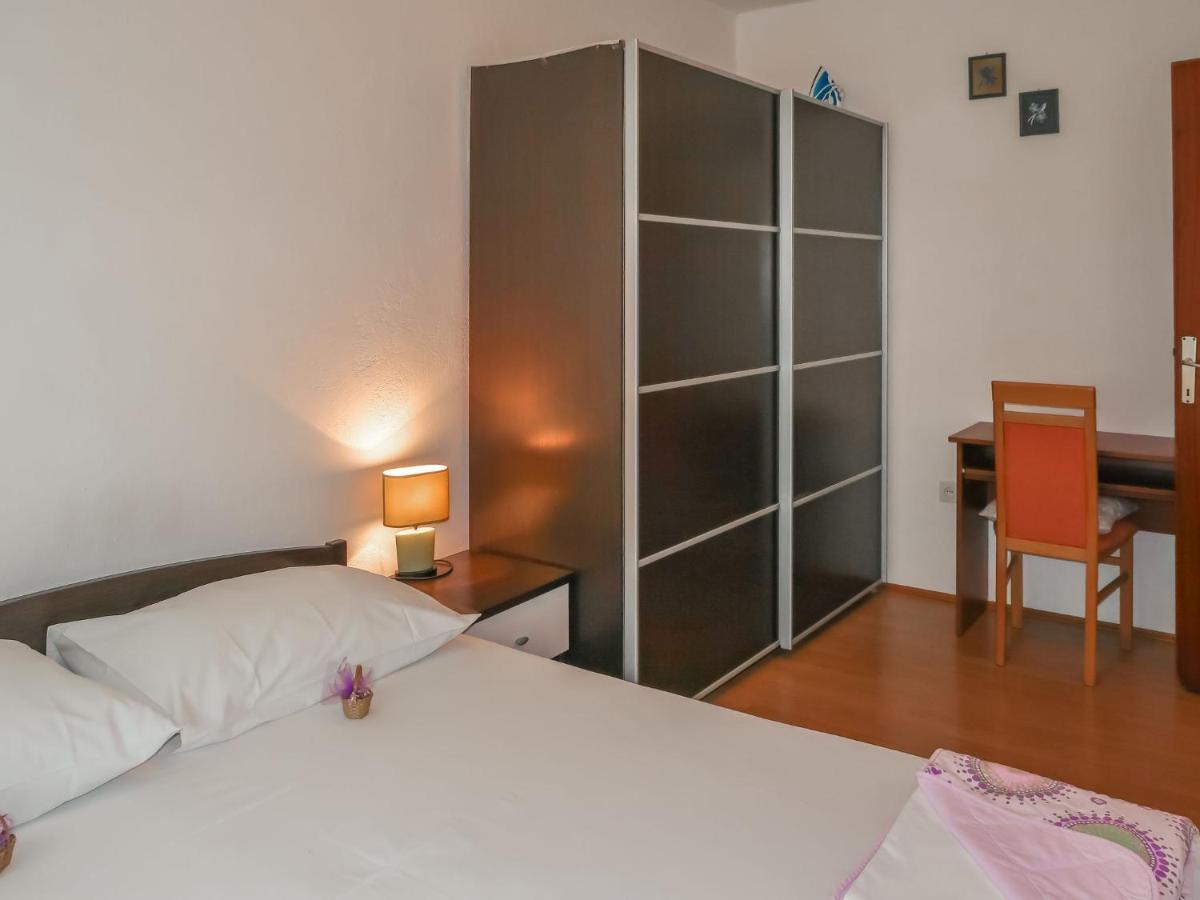 Apartment Ana - Brc100 By Interhome Supetar Zewnętrze zdjęcie